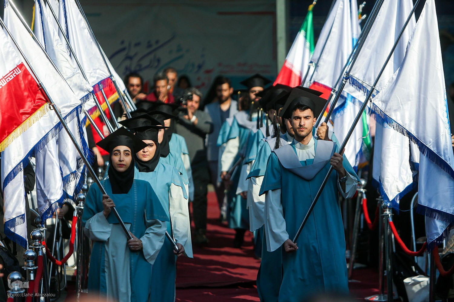 تصویب استفاده از ظرفیت استادان بازنشسته در دانشگاه‌های غیرانتفاعی 