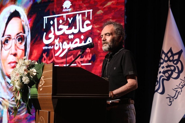 عالیخانی هنرمندی معناگرا، باورمند و آزاده بود