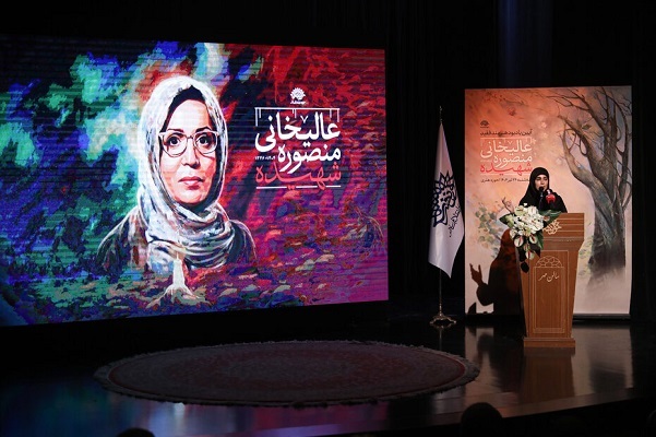 عالیخانی هنرمندی معناگرا، باورمند و آزاده بود