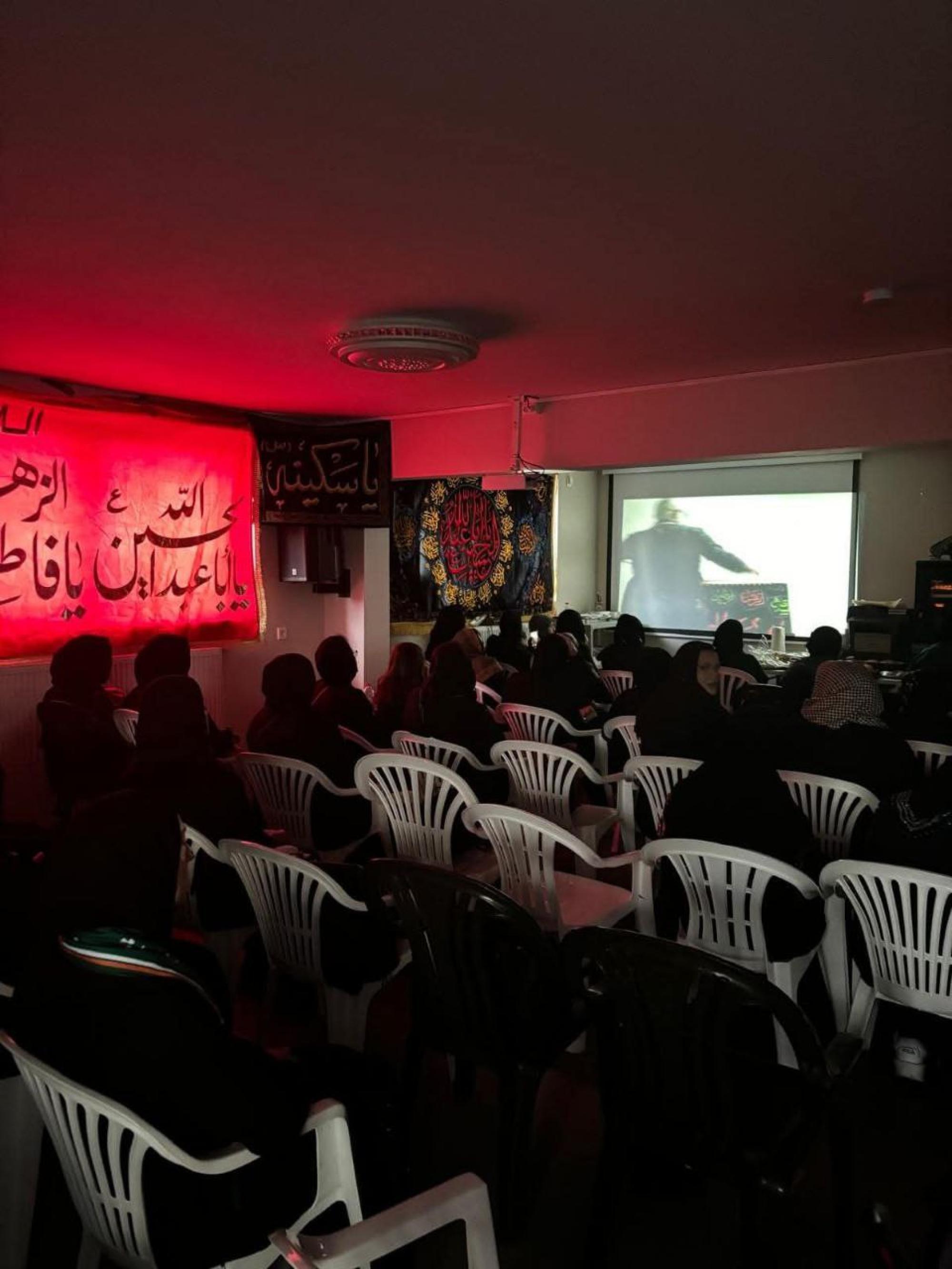 برپایی خیمه عزاداری حسینی در گوتینگن آلمان