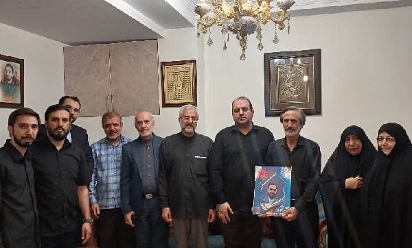 دیدار مسئول مؤسسه کشور مهد قرآن با خانواده شهید ذاکری + فیلم