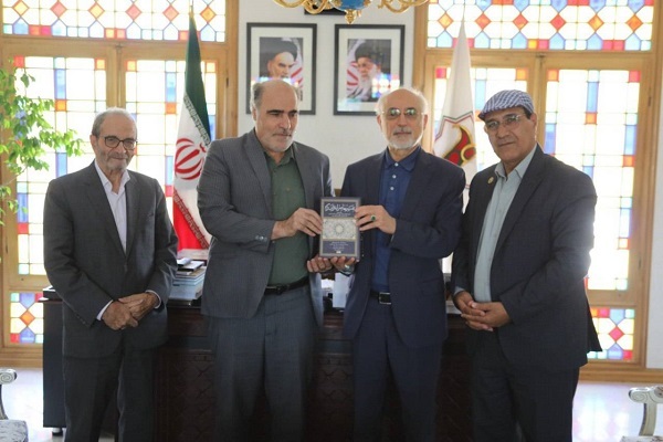 ارسالی/ مفاخر ملی مانند ابن‌سینا جایگاه جهانی ایران را تقویت می‌کنند