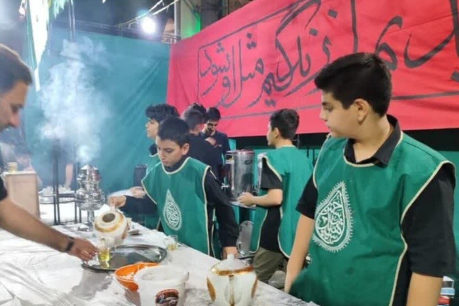 نوجوانان منطقه ۱۳