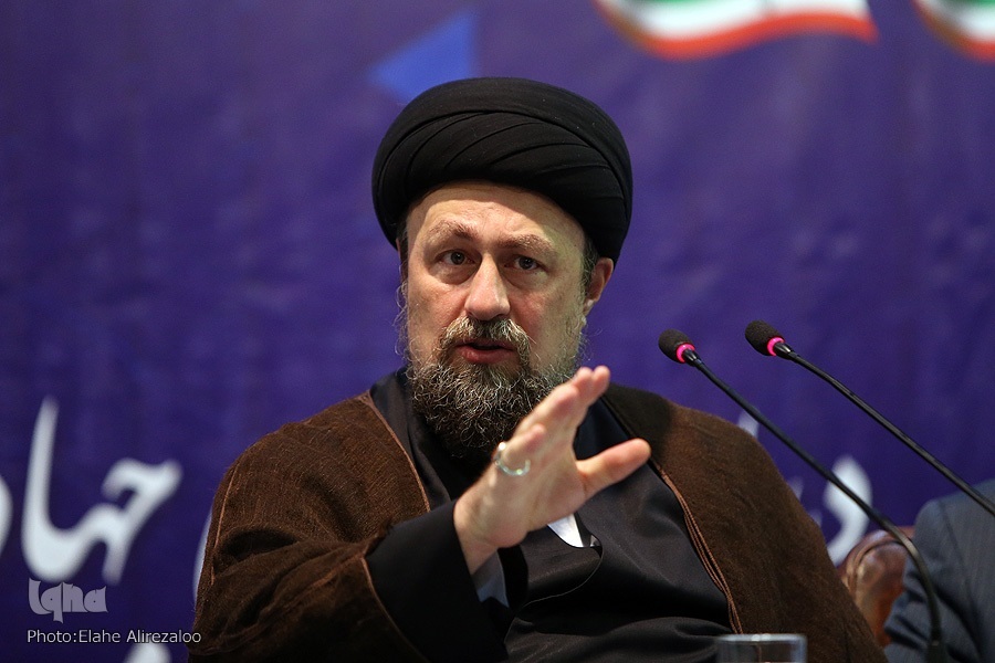 جهاددانشگاهی چگونگی استمرار وحدت و انسجام جامعه را بررسی کند