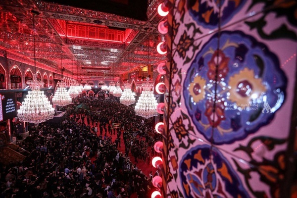 تجلی پرشور عشق و ایمان زائران اربعین در کربلا+ عکس