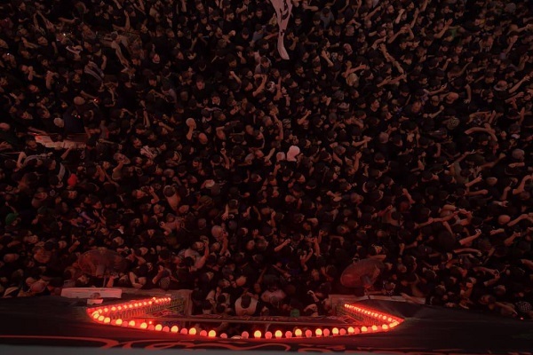 تجلی پرشور عشق و ایمان زائران اربعین در کربلا+ عکس