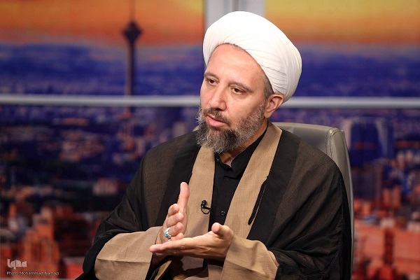 بیان نام «حسین(ع)» اذعان به حقیقت اسلام و کلامالله مجید است + فیلم بیان نام «حسین(ع)» اذعان به حقیقت اسلام و کلامالله مجید است + فیلم