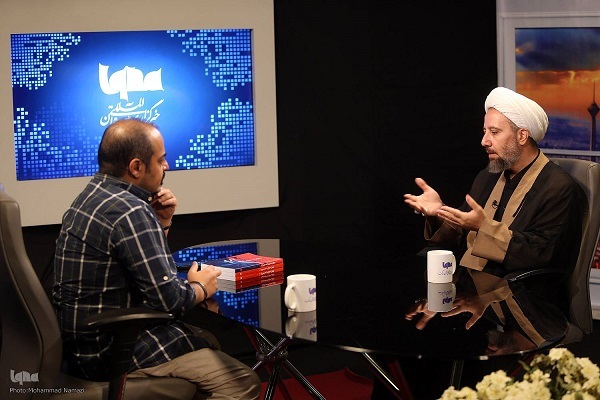 بیان نام «حسین(ع)» اذعان به حقیقت اسلام و کلامالله مجید است + فیلم بیان نام «حسین(ع)» اذعان به حقیقت اسلام و کلامالله مجید است + فیلم