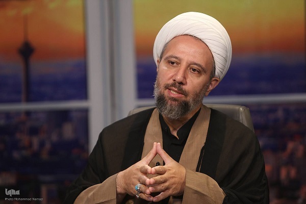 سرچشمه ققنوس اتحاد و عزت ایرانی در نهضت حسینی است + فیلم سرچشمه ققنوس اتحاد و عزت ایرانی در نهضت حسینی است + فیلم