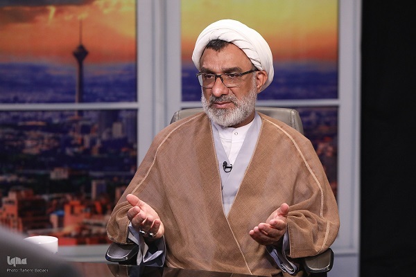 چگونه می‌توان پرسش‌های جامعه را به قرآن عرضه کرد