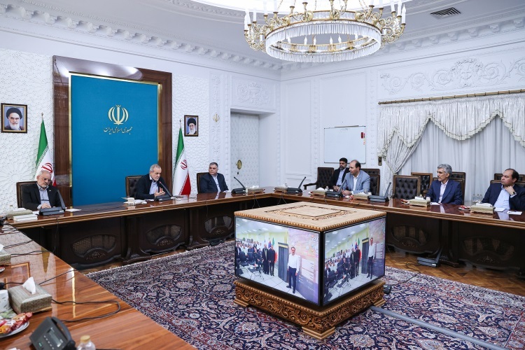 پزشکیان در آیین افتتاح رسمی پروژه NGL3100 ایلام پزشکیان در آیین افتتاح رسمی پروژه NGL3100 ایلام