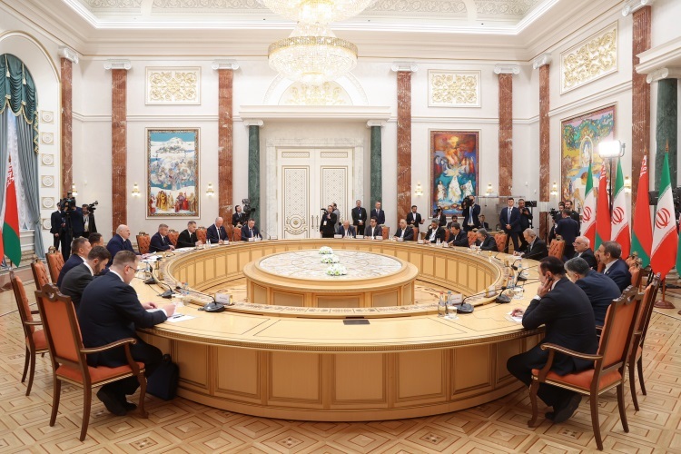 نشست هیئت‌های عالی‌رتبه ایران و بلاروس