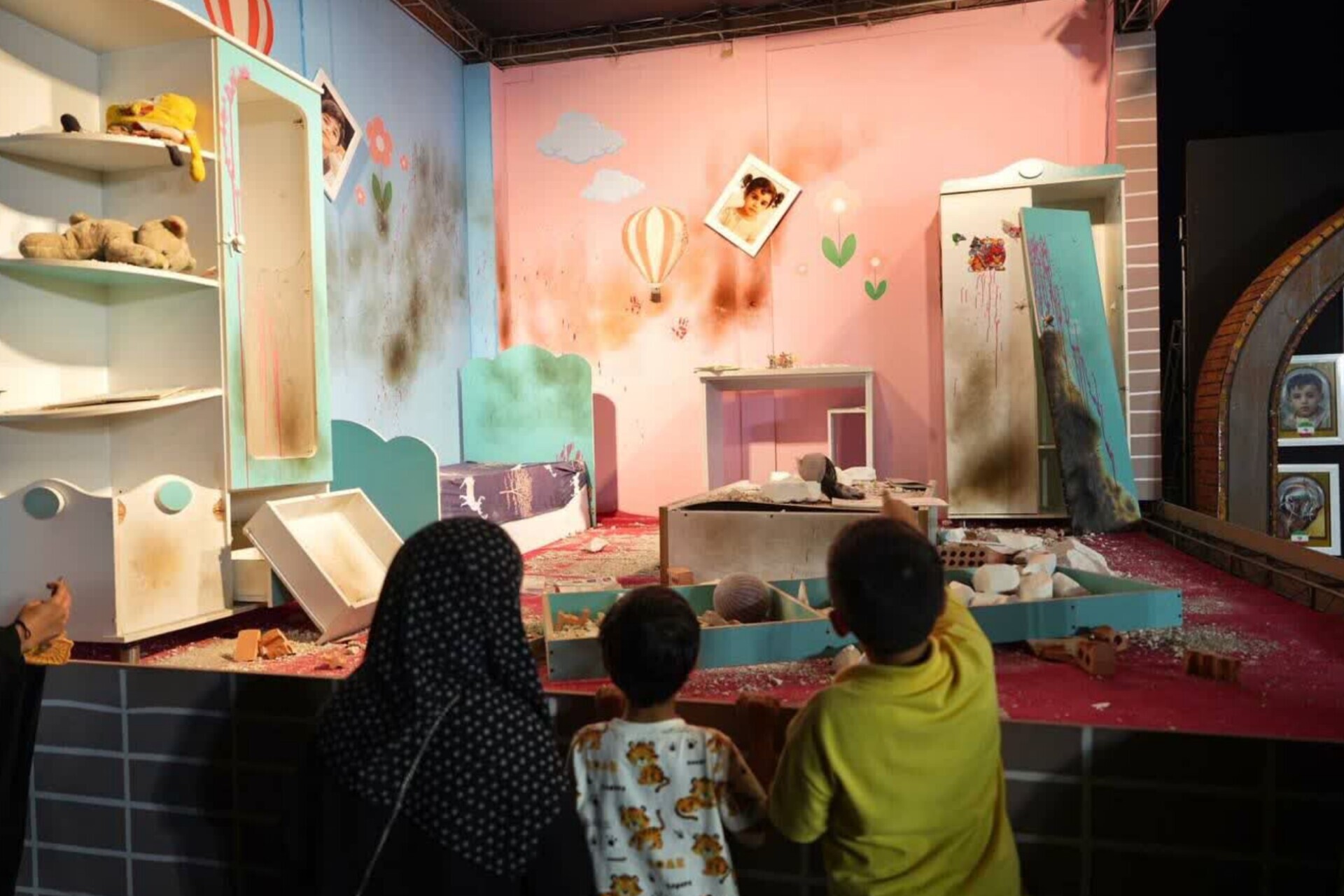 برپایی غرفه‌کودکان شهید در «محرم‌شهر»