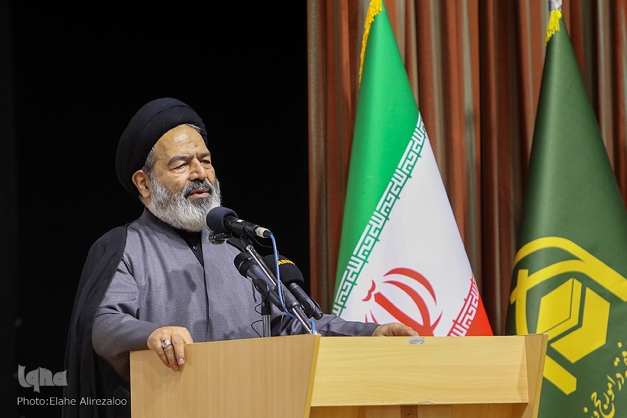 رونمایی از 2 اثر فاخر نقاشی و بهترین کتاب‌ها و آثار اربعینی