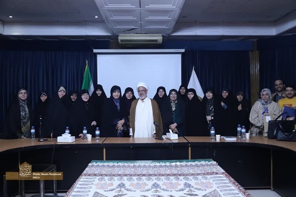 نشست صمیمانه مقام استاد مهدوی راد