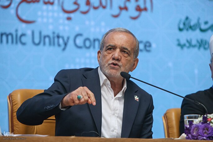 وحدت عملی مسلمانان تنها راه مقابله با ظلم و نسل‌کشی در جهان اسلام است