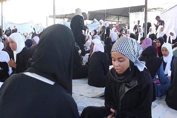 چادر آوارگان فلسطینی؛ پناهگاه قرآنی کودکان یتیم در جنگ