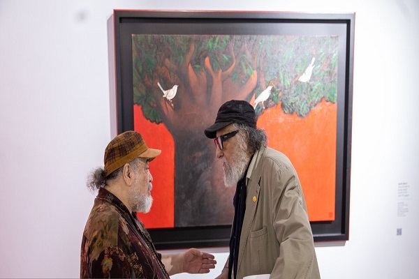 نمایشگاه «سبز و سپید و سرخ» بیانیه‌ای نمادین از هویت ایرانی ـ اسلامی شد