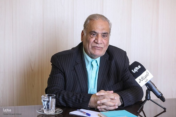 گفتمان خانواده گفتمانی تحولی، تکاملی و آرامش‌آفرین باشد