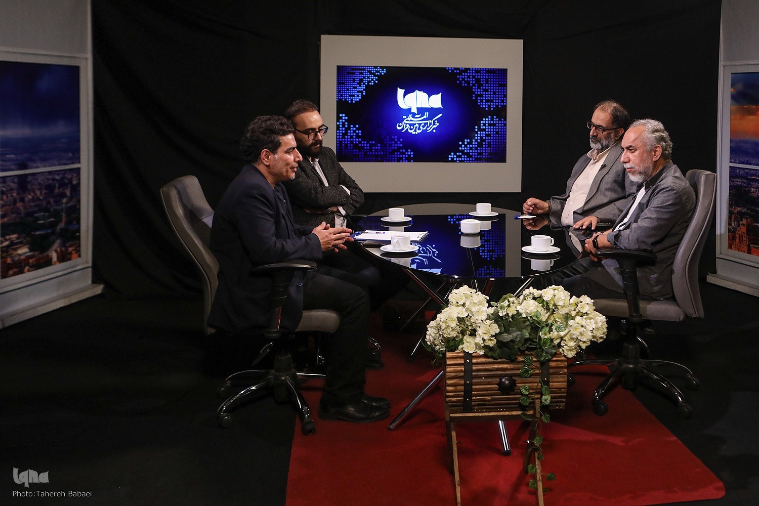 مسافرآستانه: تئاتری که مزین به نام دفاع مقدس است نیازمند حمایت جدی است