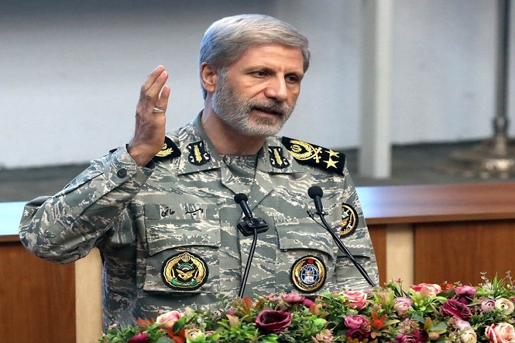 امیر سرلشکر ستاد امیر حاتمی، فرمانده کل ارتش