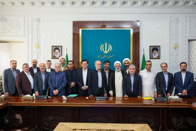 پزشکیان در دیدار اعضای کمیسیون حقوقی و قضایی مجلس