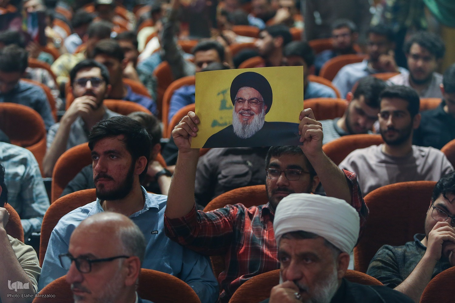 مراسم بزرگداشت شهید نصرالله و شهدای مقاومت در دانشگاه تهران برگزار شد