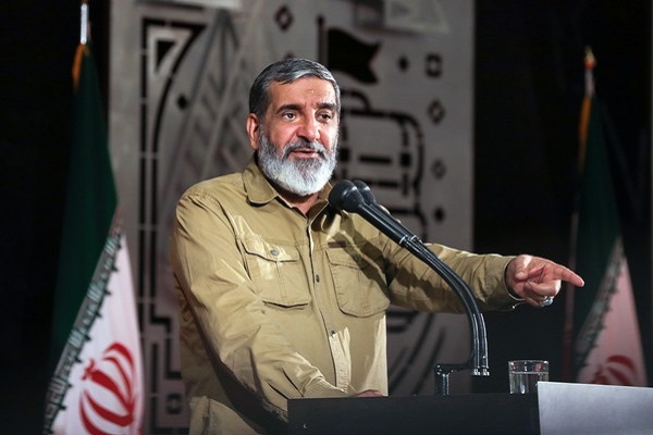 نقش رهبر انقلاب در امتداد نقش علمای شیعه و اسلام است نقش رهبر انقلاب در امتداد نقش علمای شیعه و اسلام است