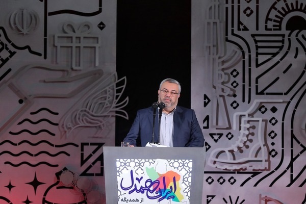 نقش رهبر انقلاب در امتداد نقش علمای شیعه و اسلام است نقش رهبر انقلاب در امتداد نقش علمای شیعه و اسلام است