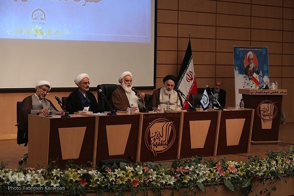 فقه بدون سلوک، جامعه را به مدینه نفاق می‌کشاند