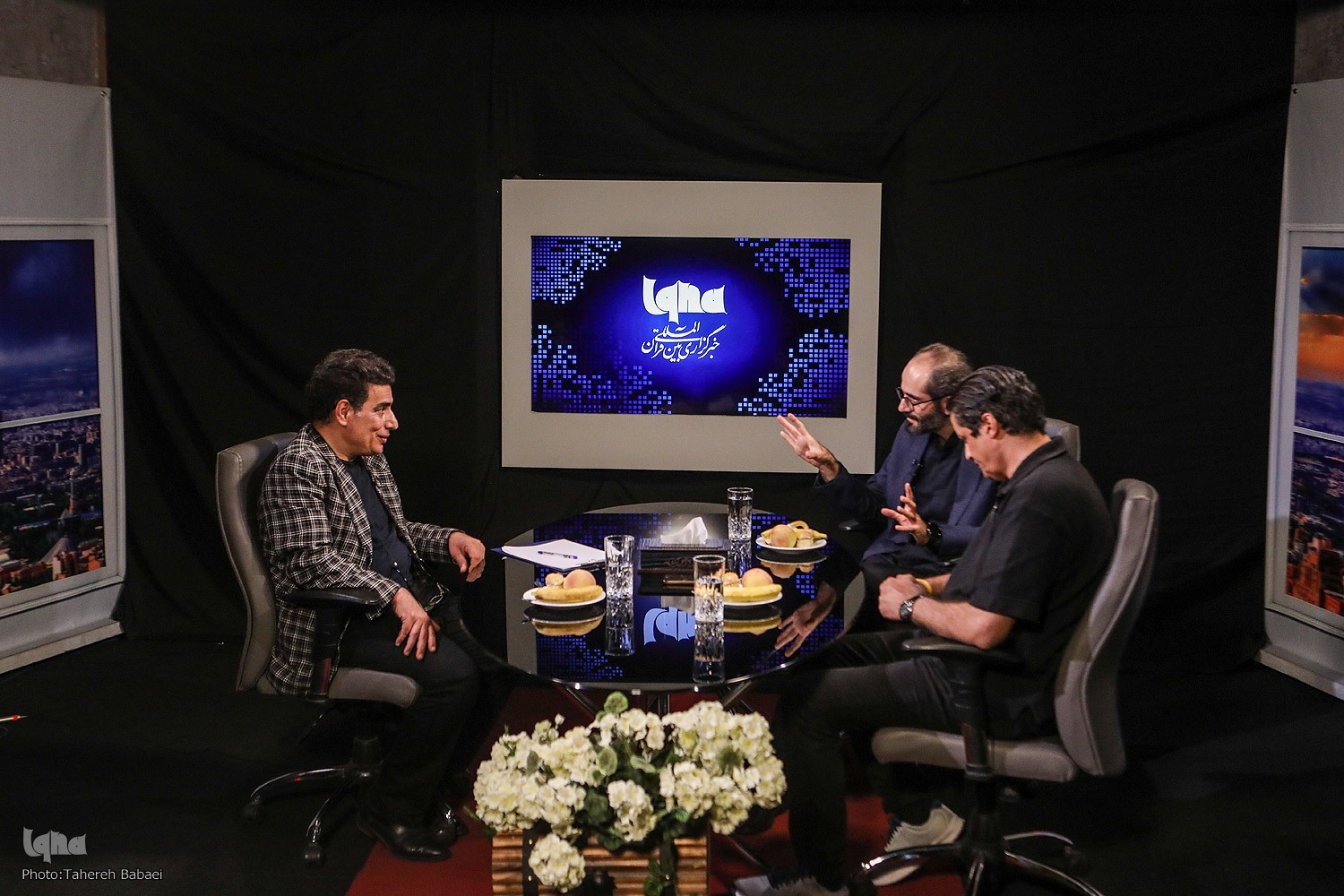 «اروند» شرح موسیقایی عملیات کربلای ۴ و ۵ است/ مخاطب چاوشی نبودم، با «علاج» واقعاً از او خوشم آمد «اروند» شرح موسیقایی عملیات کربلای ۴ و ۵ است/ مخاطب چاوشی نبودم، با «علاج» واقعاً از او خوشم آمد