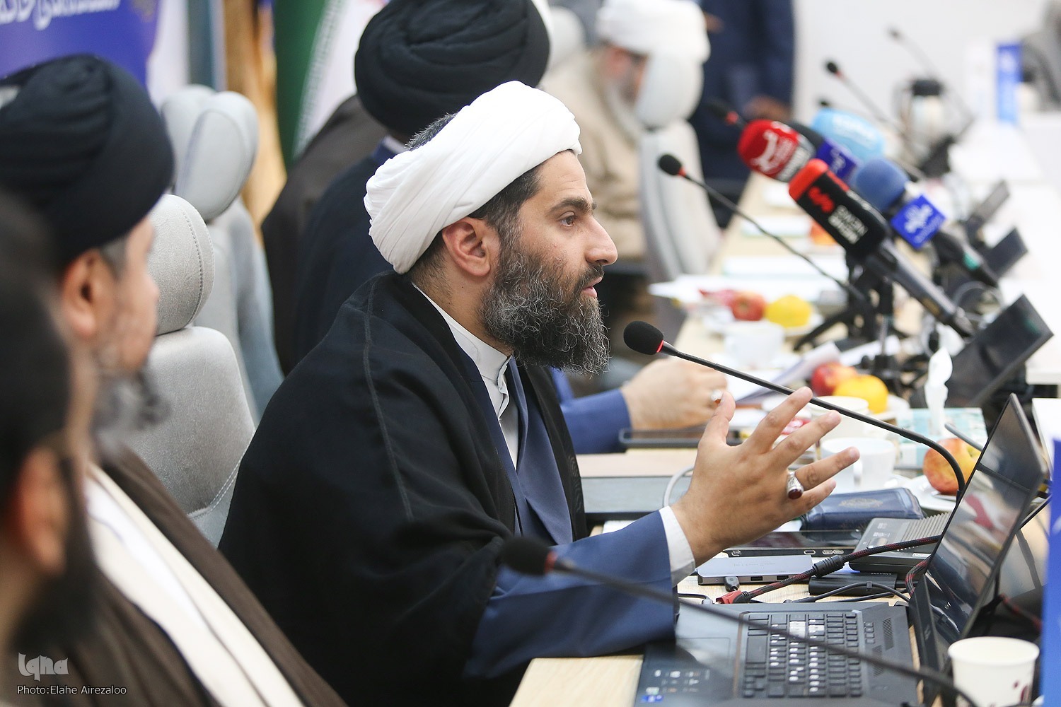 فاز سوم «زندگی با آیه‌ها» با عنوان فصل بندگی اجرا می‌شود