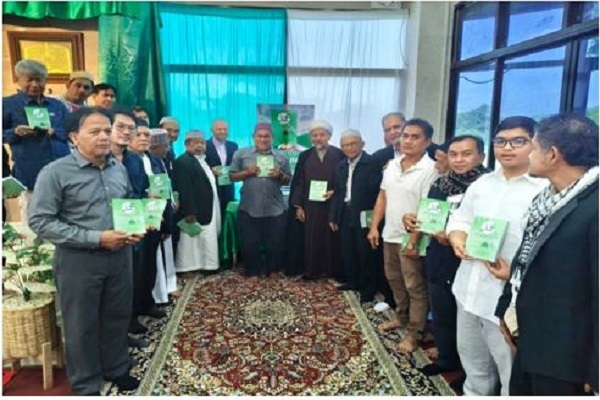 رونمایی کتاب «درسهایی از پیامبر اعظم(ص)» به زبان تایلندی رونمایی کتاب «درسهایی از پیامبر اعظم(ص)» به زبان تایلندی