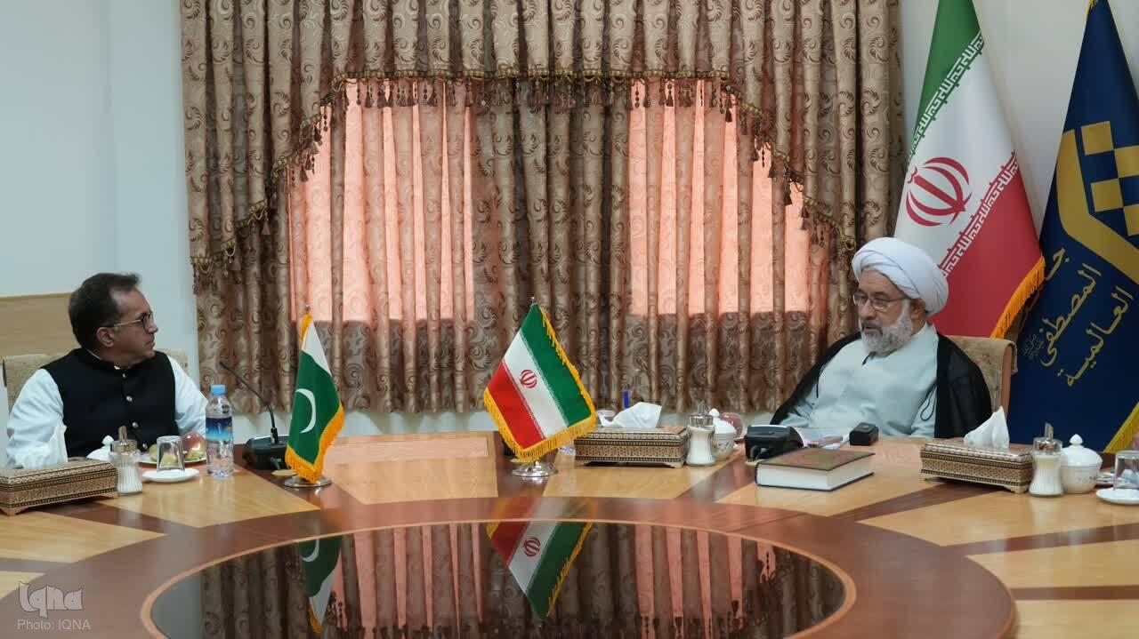 علی عباسی، رئیس جامعه المصطفی العالمیه