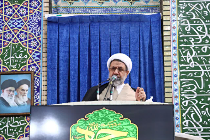 انسجام و همدلی داخلی توأمان در زبان و عمل باشد