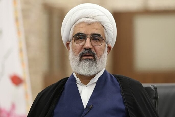 مسلمان با مذاکره، تن به ذلت نمی‌دهد