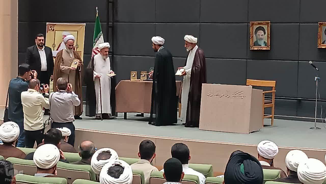 یتالله علیرضا اعرافی، مدیر حوزههای علمیه کشور یتالله علیرضا اعرافی، مدیر حوزههای علمیه کشور