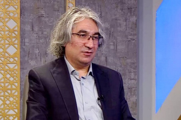 انتشار برای دوشنبه 7 مهر ماه/// رقابت ارگان‌ها، الگوسازی از شهدای دفاع مقدس را به حاشیه برده است +صوت