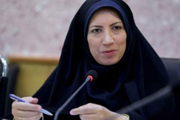 انتشار برای سه شنبه 8 مهر ماه////روایت ایثار و فداکاری زنان ایرانی در ادبیات دفاع مقدس بسیار ناچیز است +صوت