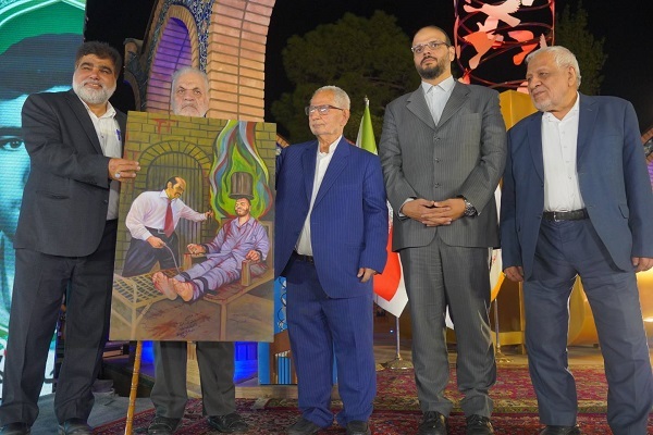 ارسالی/// فرزندان شهدا تاریخ معاصر انقلاب اسلامی را به خوبی روایت کردند