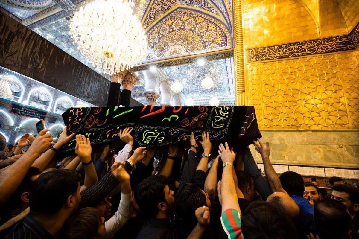 پیکر همسر آیت‌الله العظمی سیستانی در کربلای معلی تشییع شد