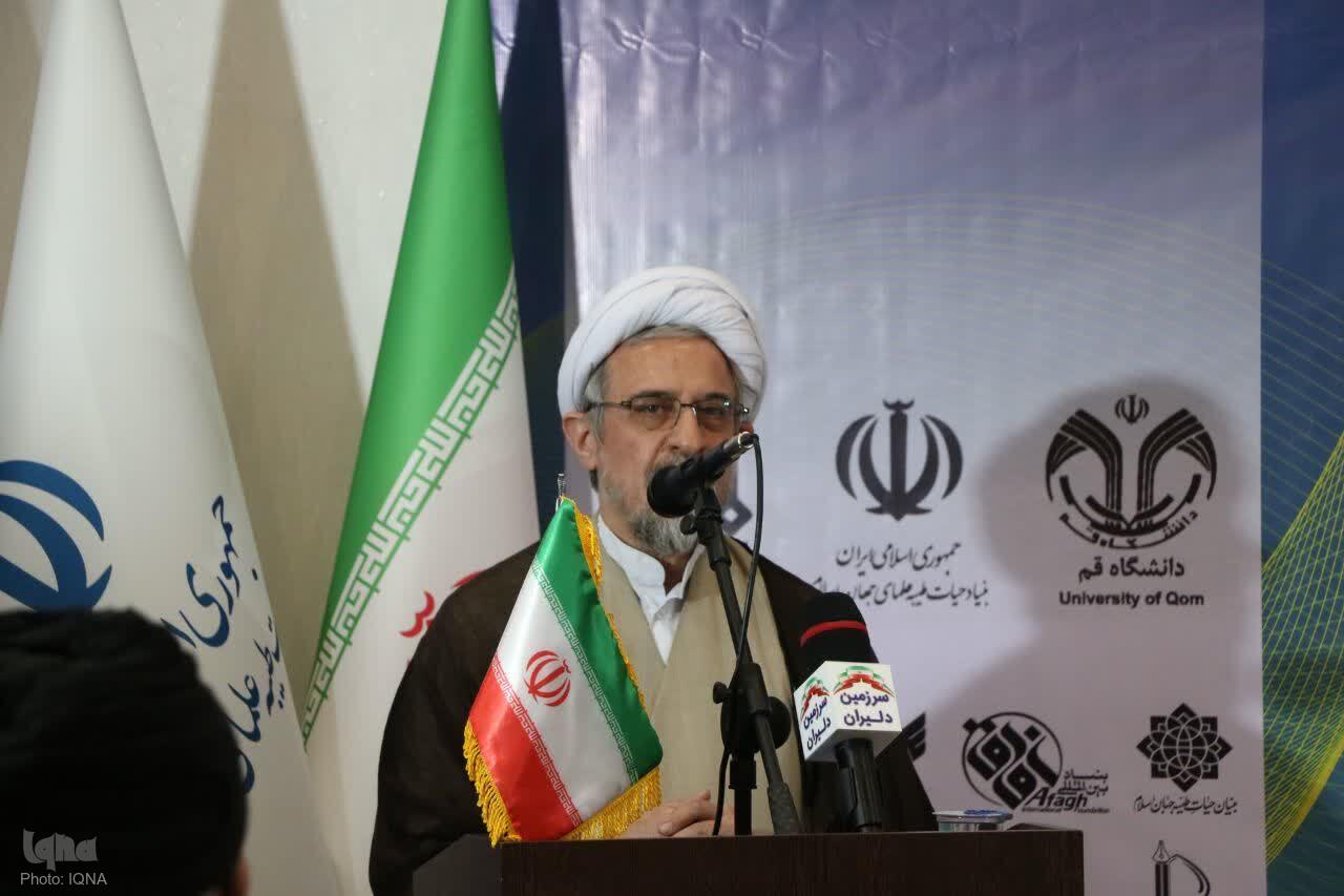 پیش از آنکه الگوهای دینیمان از دنیا بروند، باید سبک زندگیشان را به مردم معرفی کنیم پیش از آنکه الگوهای دینیمان از دنیا بروند، باید سبک زندگیشان را به مردم معرفی کنیم