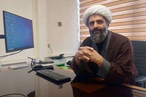 هنوز آماده نیست//// نابودی استکبار و صهیون به دست دانش‌آموزان امروز رقم خواهد خورد +صوت