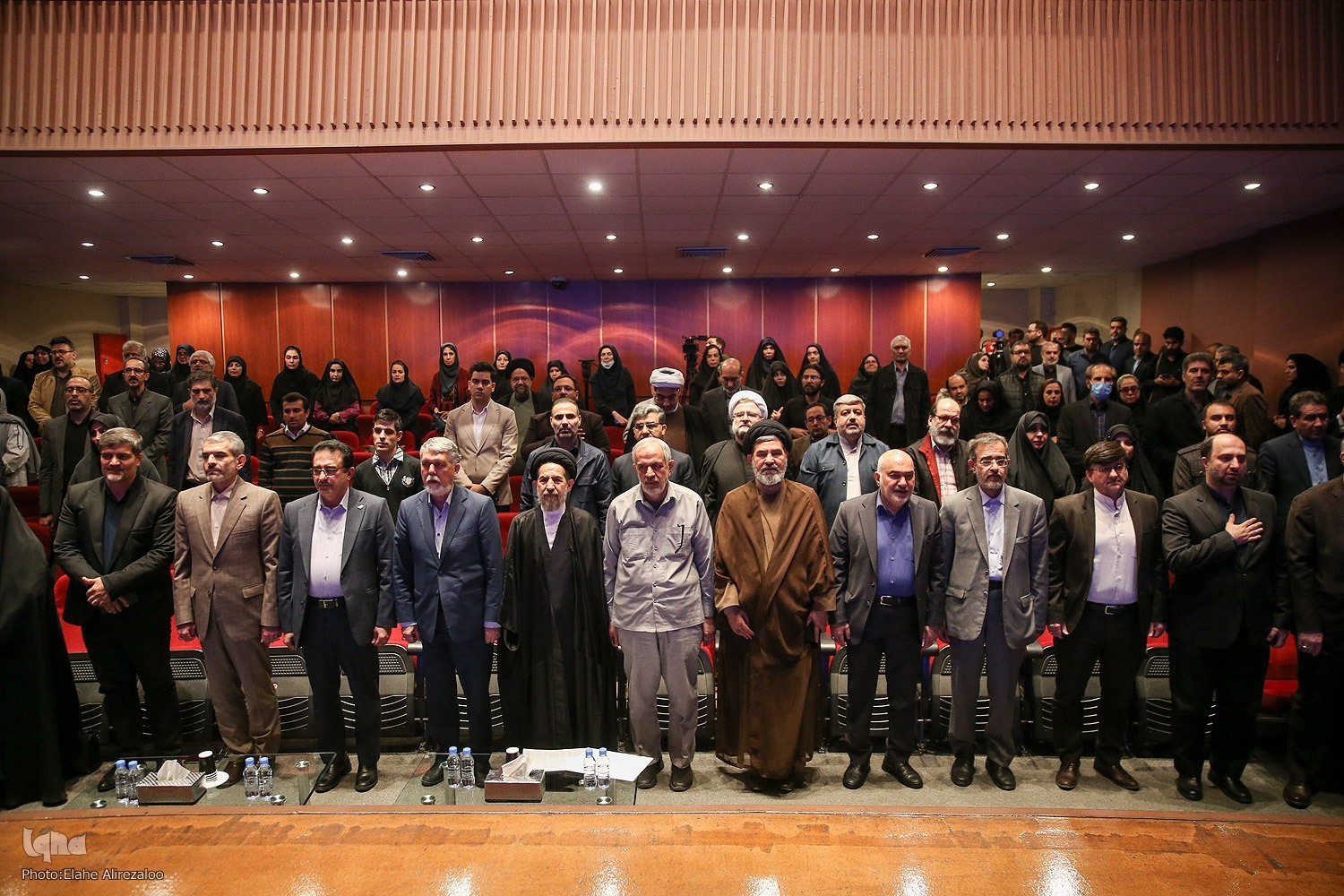 تقدیر از احمد مسجدجامعی و مرضیه وحیددستجردی به عنوان خادمان نمونه فرهنگ عمومی