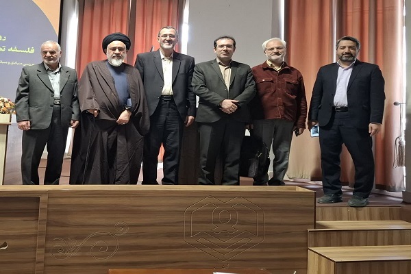 در حال تکمیل/چراغ اندیشه در افق فرهنگ در هفتهای که گذشت در حال تکمیل/چراغ اندیشه در افق فرهنگ در هفتهای که گذشت