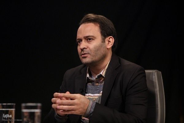 حامد ولی‌زاده، قاری بین‌المللی و مدیر اداره آموزش مرکز قرآن و عترت وزارت بهداشت