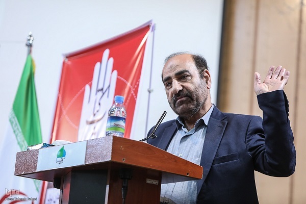 ارسالی//// سیدالشهدا(ع) را شمشیرهای محدود و قلمهای متعدد شهید کردند ارسالی//// سیدالشهدا(ع) را شمشیرهای محدود و قلمهای متعدد شهید کردند