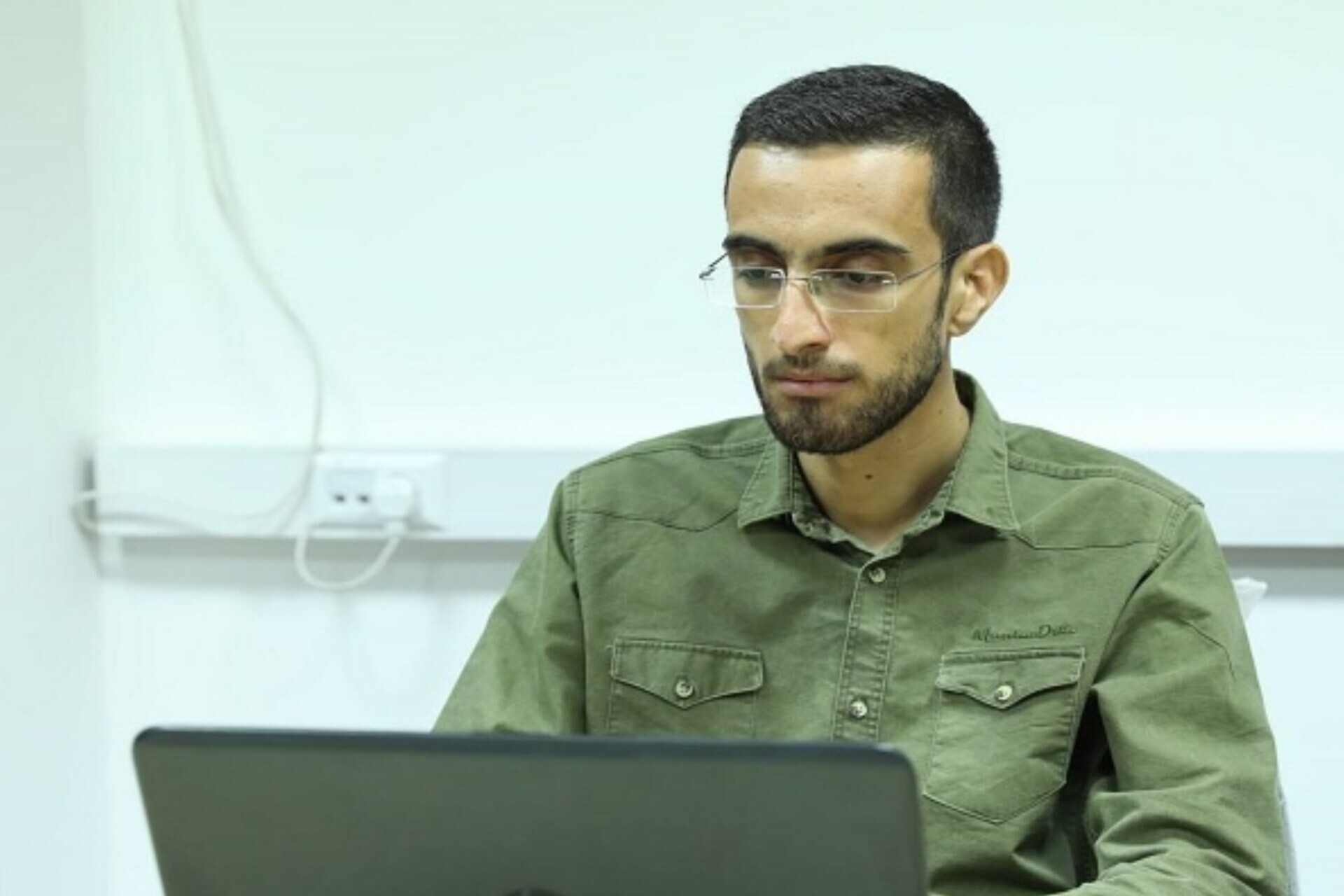 دربارهی فراموشیِ حرمتِ سخن دربارهی فراموشیِ حرمتِ سخن