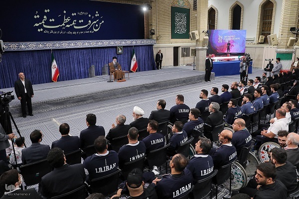 نگاهی به آفاق اندیشه در گذر هفته؛ نگاهی به آفاق اندیشه در گذر هفته؛