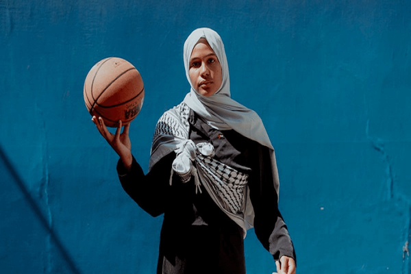 پویش فعالان فرانسوی علیه ممنوعیت حجاب در ورزشگاهها پویش فعالان فرانسوی علیه ممنوعیت حجاب در ورزشگاهها